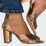 Sandales Élégantes Lucie avec Sangle Diagonale pour Style Urbain