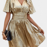 Robe Adalee pour Femmes avec Décolleté en V et Taille Croisée