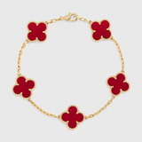 Bracelet en plaqué or avec motif de trèfle et élégance