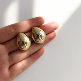 Boucles d'oreilles pendantes métalliques