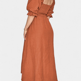 Robe Petra à Deux Niveaux avec Corsage Froncé et Manches Bouffantes