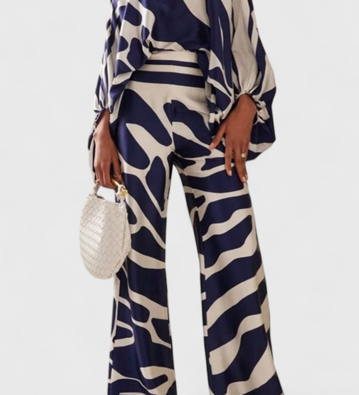 Ensemble imprimé Sybella à deux pièces avec pantalons à jambes larges