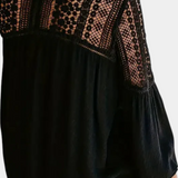 Blouse en Dentelle Baignée de Soleil