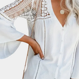 Blouse en Dentelle Baignée de Soleil