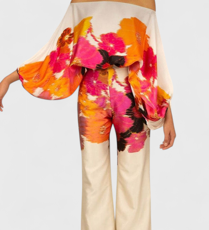 Ensemble imprimé Sybella à deux pièces avec pantalons à jambes larges