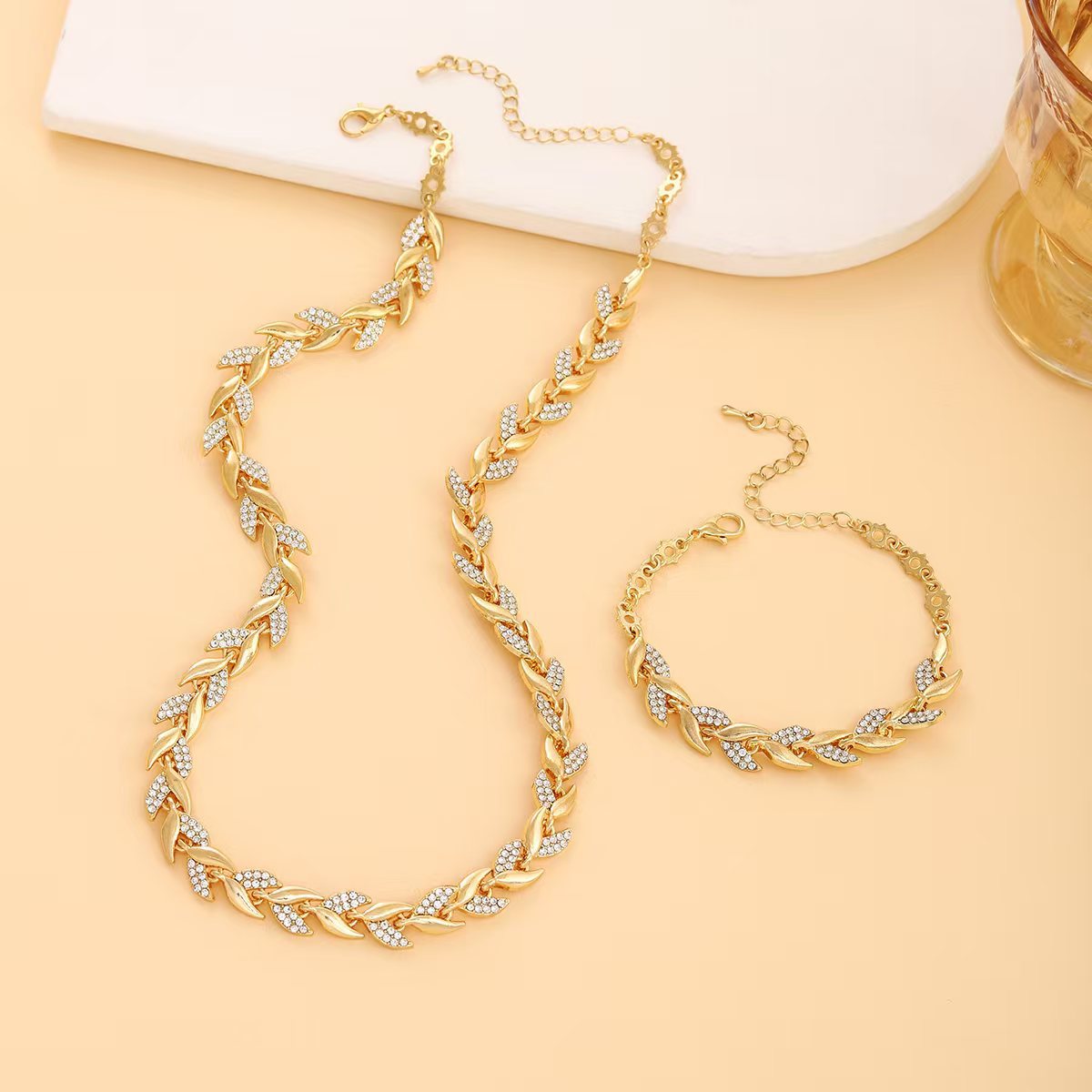 Aurora™ | Ensemble de collier et bracelet fait main