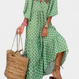 Robe Aroa Boho avec Imprimé Artistique et Silhouette Fluide