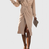 Robe Midi Lillian avec Détail Découpé