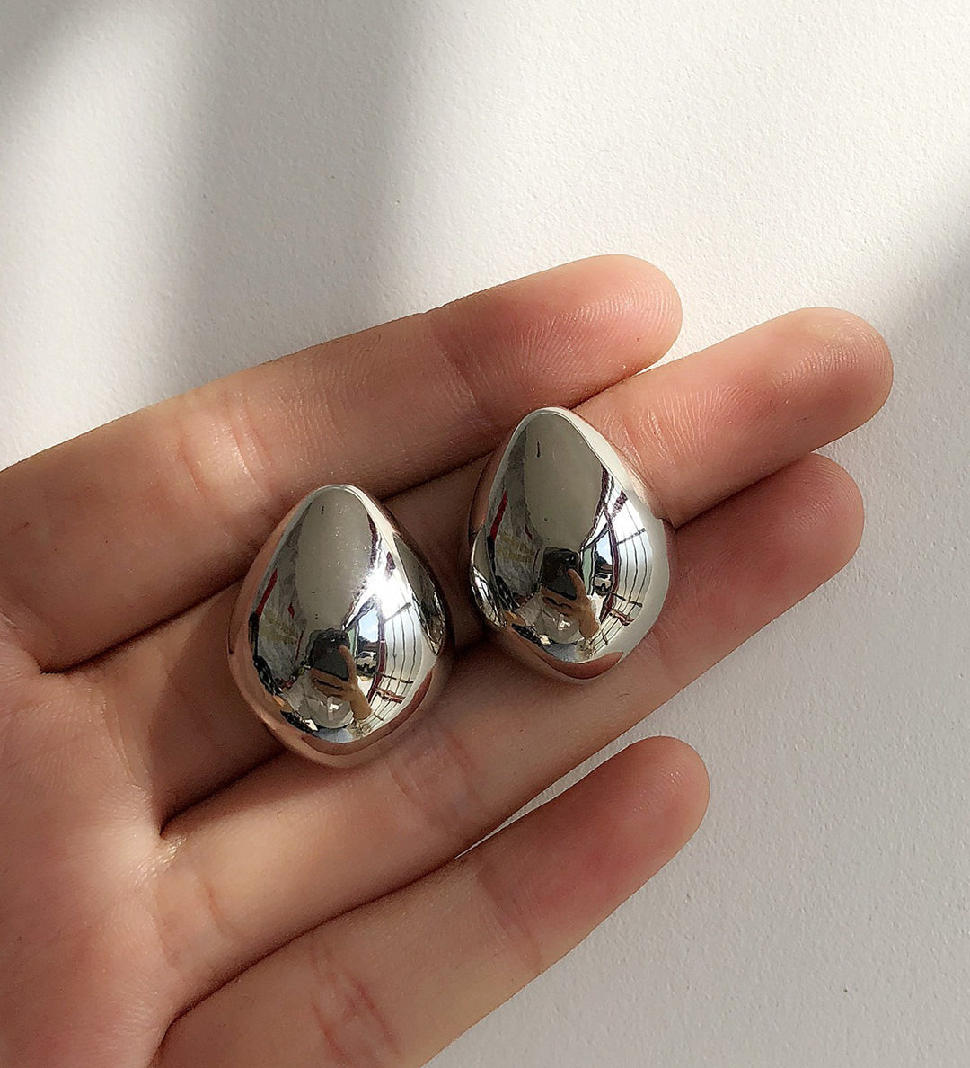 Boucles d'oreilles pendantes métalliques