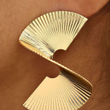 Boucles d'oreilles en métal plissé