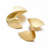 Boucles d'oreilles en métal plissé