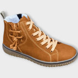 Chaussures de sport modernes avec un ajustement confortable