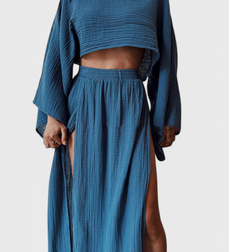 Ensemble Martha en Deux Pièces avec Jupe à Fente Haute