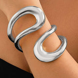 Bracelet Asymétrique Découpé