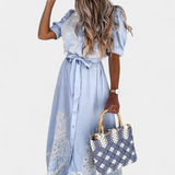 Robe Chemise Nerea Brodée avec Ceinture et Manches Bouffantes