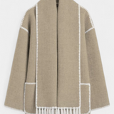 Manteau Pauline à coupe ample avec écharpe frangée intégrée