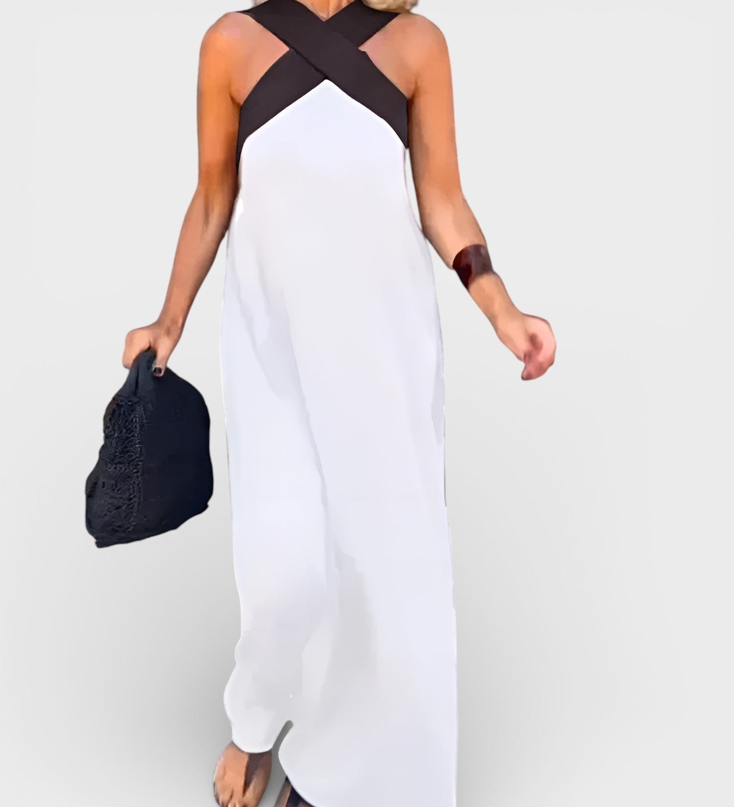 Cayetana™ | Robe longue avec un décolleté croisé