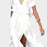 Robe Effie White Croisée avec Encolure Découpée et Fente Frontale